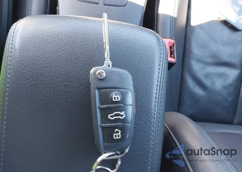 2017 Audi A3 2.0T Premium из США, поврежденный, VIN WAUB8GFFXH1010916